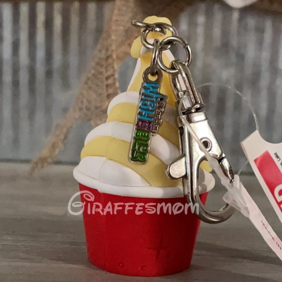 Disney Parks Wishables Dole Whip Keychain - Picture 2 of 2